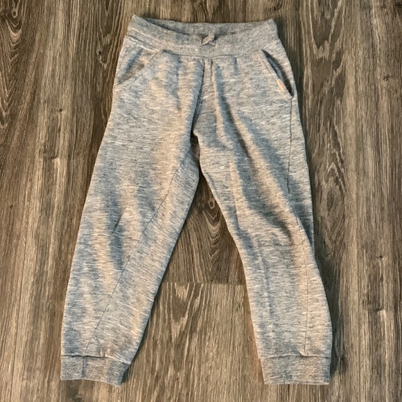 Boys gray sweatpants size small - Picture 1 of 3